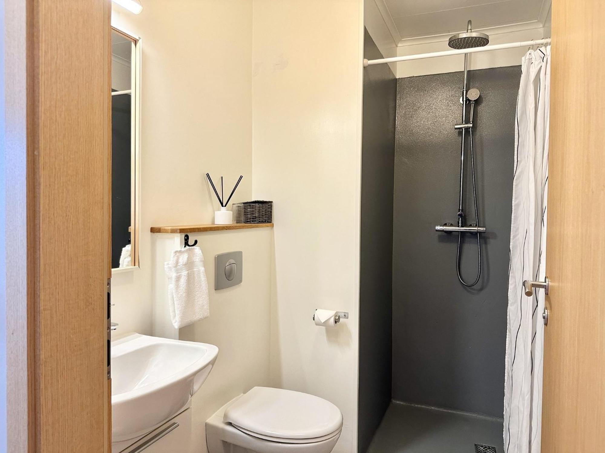 Albert Guesthouse Hvammstangi Zewnętrze zdjęcie